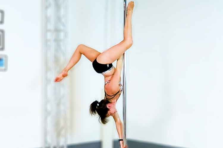 butterfly pole dance move